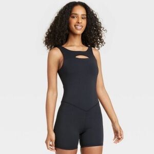 JOYLAB BLACK CUTOUT SHORT ONE PIECE FITTED ROMPER WITH OPEN BACK SIZE SMALL